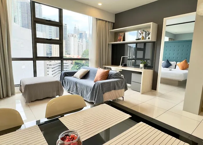Extravagant Family-Biz Nest II Robertson 12F