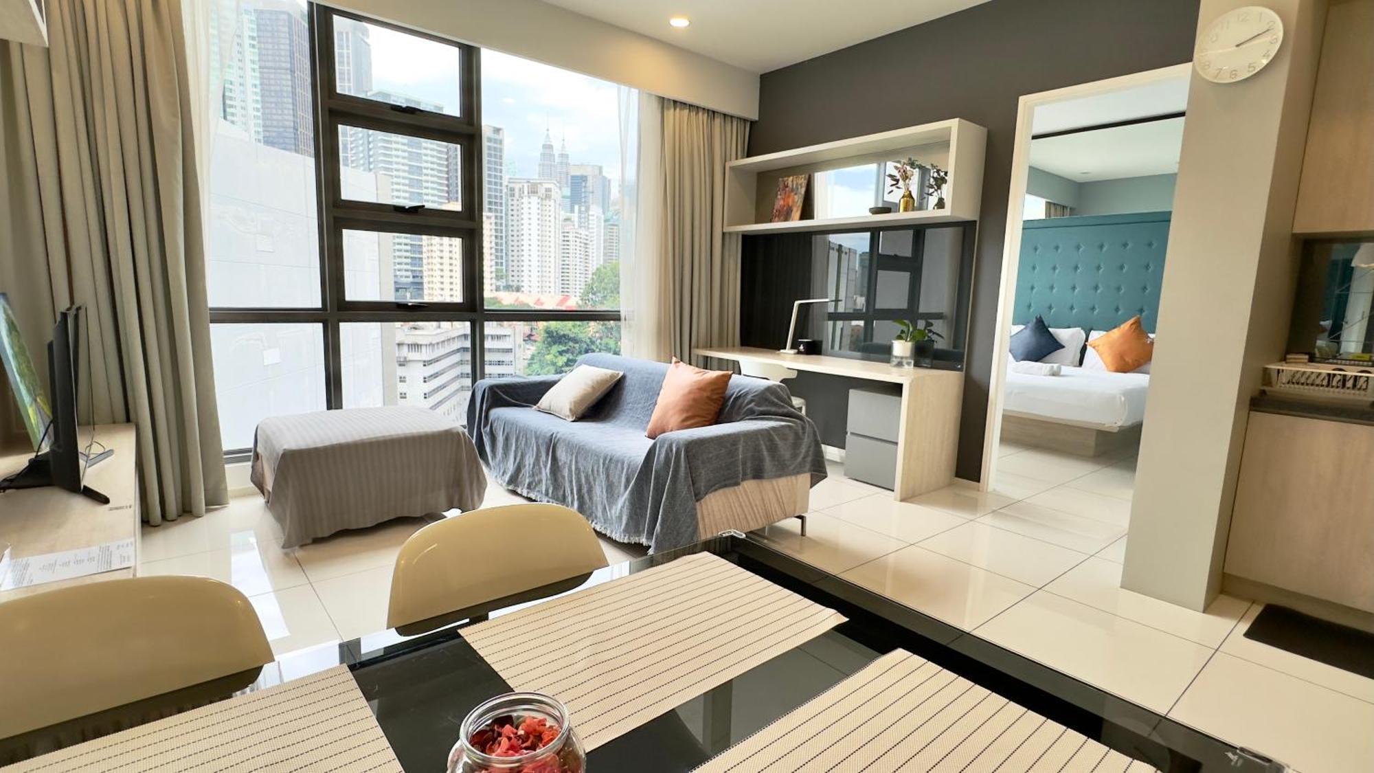 Extravagant Family-biz Nest Ii Robertson 12f *